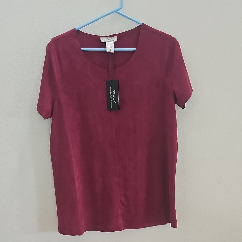 Women's Burgundy Top
